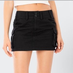 Black cargo mini skirt